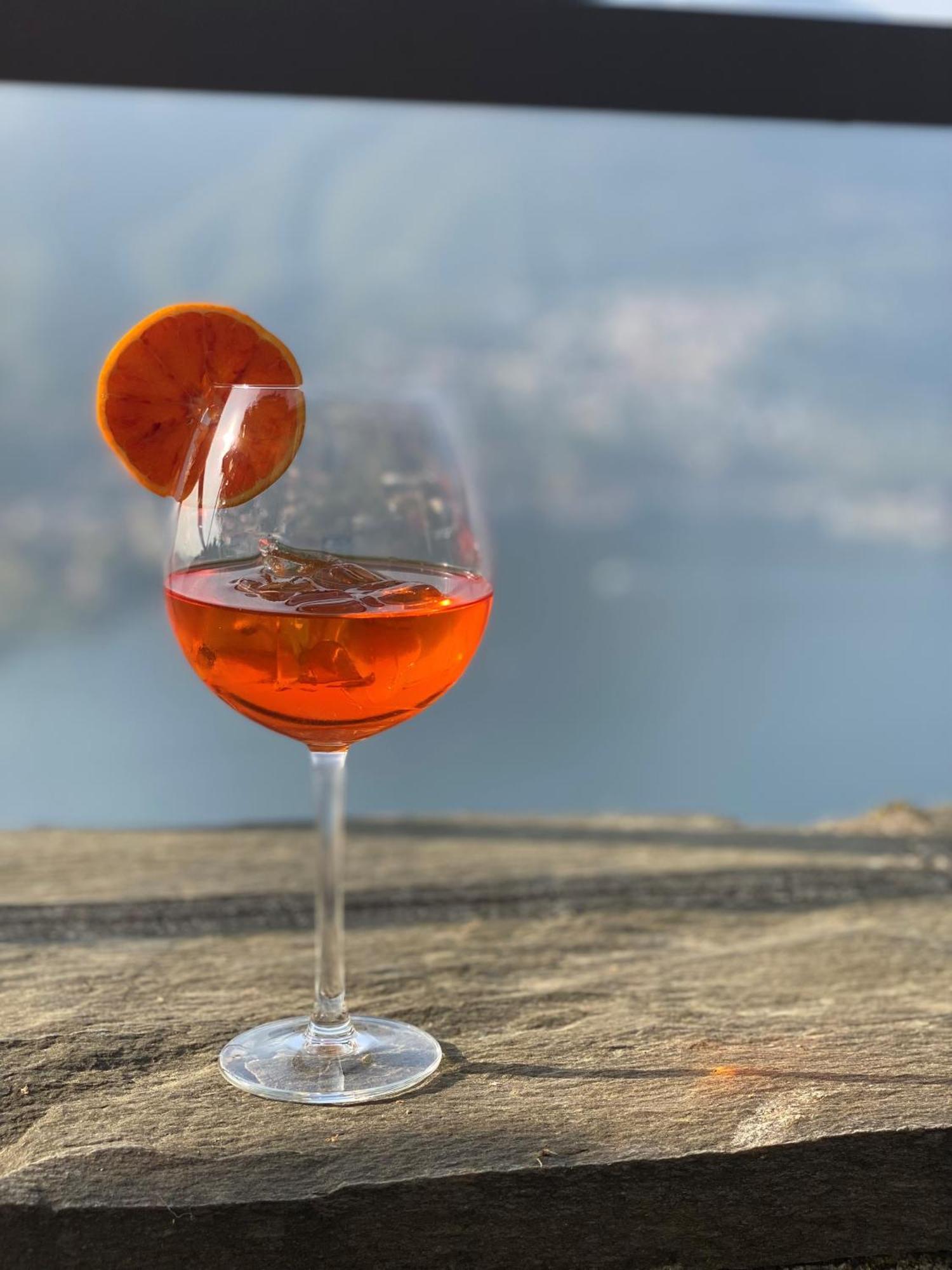 Ristorante Hotel Falchetto Brunate Eksteriør bilde
