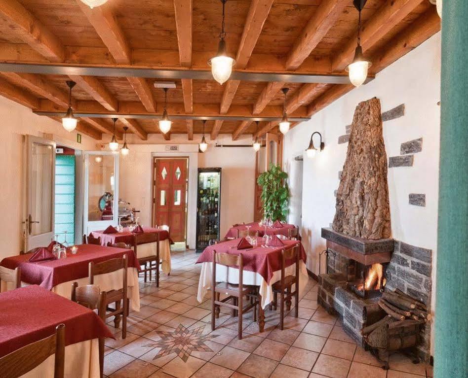 Ristorante Hotel Falchetto Brunate Eksteriør bilde
